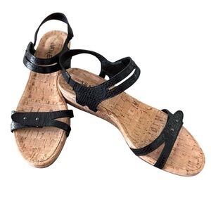 VANELi 8.5N Black Hook/Loop Closure Strappy Kenna Wedge Sandal 100% Leather